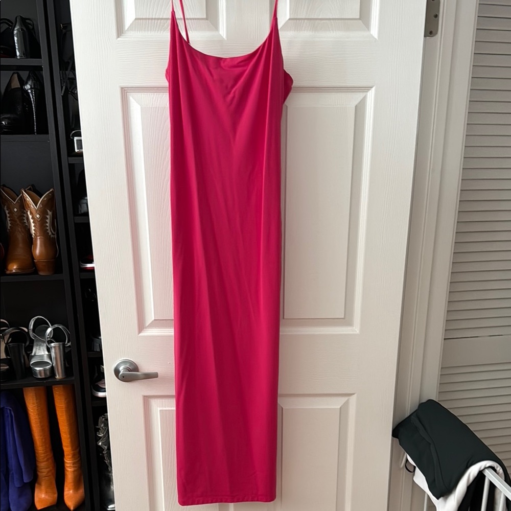 Iconic Aritzia contour, maxi dress. XL.